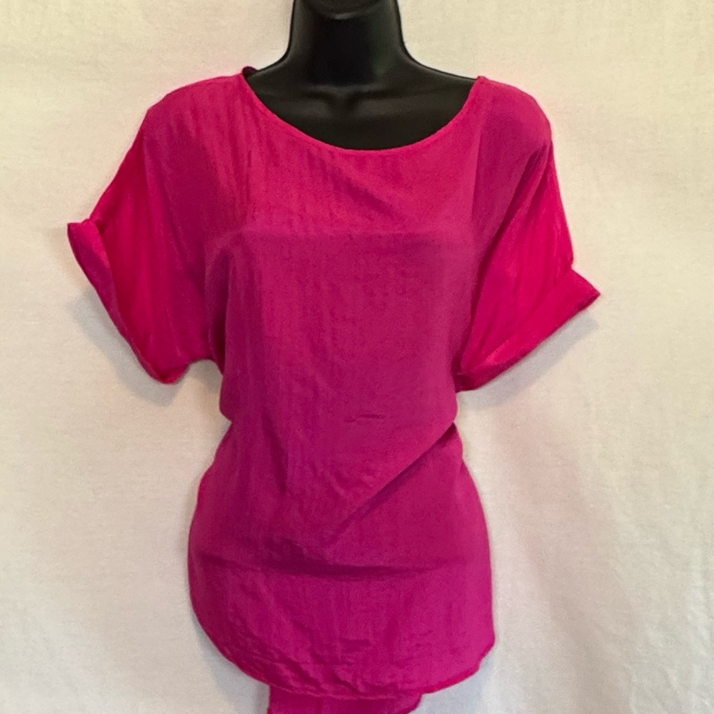 F-160 Uno Vintage 100% Silk Pink Short Sleeve Blouse Size‎ M